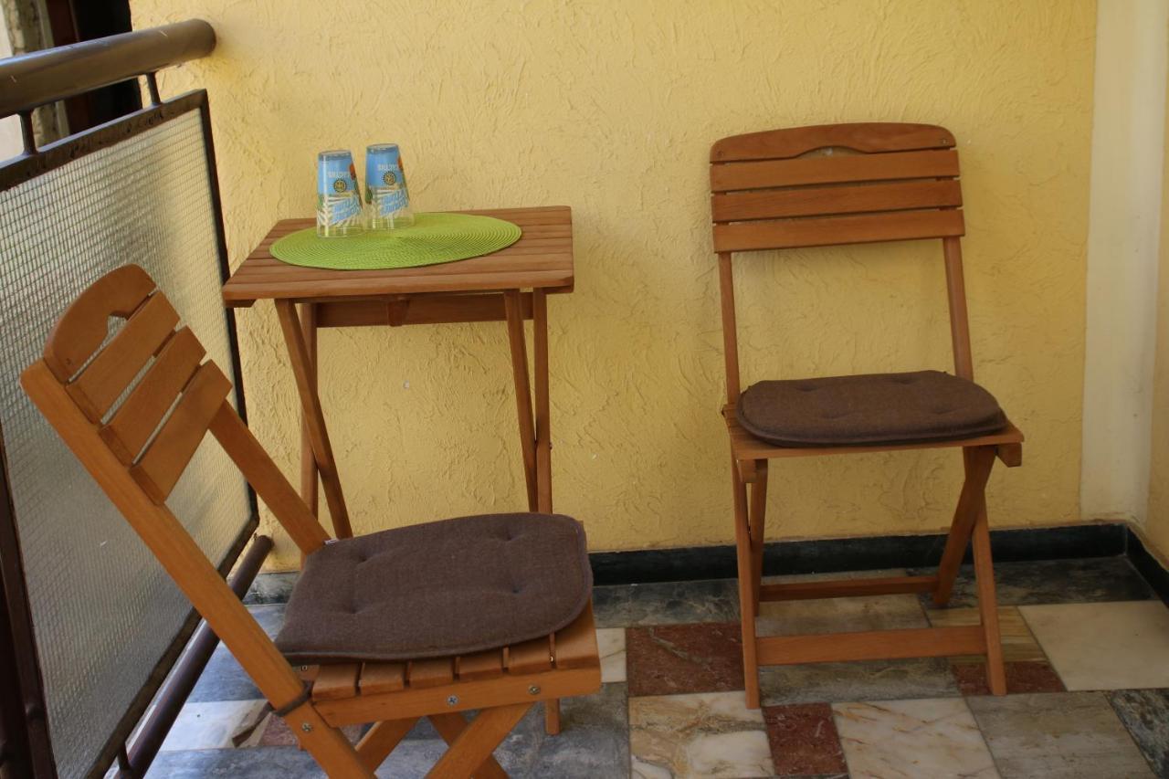 Green Cactus Rooms - Unique And Cozy House Senta Экстерьер фото